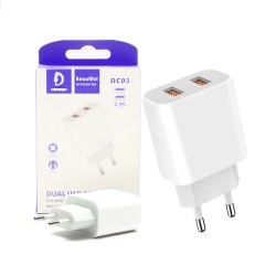 Adaptador Denmen DC05 2 USB 2,4A 5V Branco Adaptador Denmen DC05 2 USB 2,4A 5V Branco